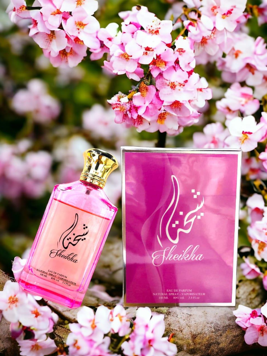 عطر شيخة الوردي مع عبوته الأصلية